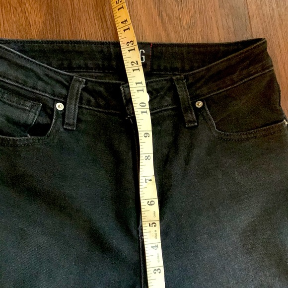 BDG Ultra Wide Leg High Rise Cropped Jeans SIZE 25 Black Raw Edge Sz 2 - Picture 6 of 9